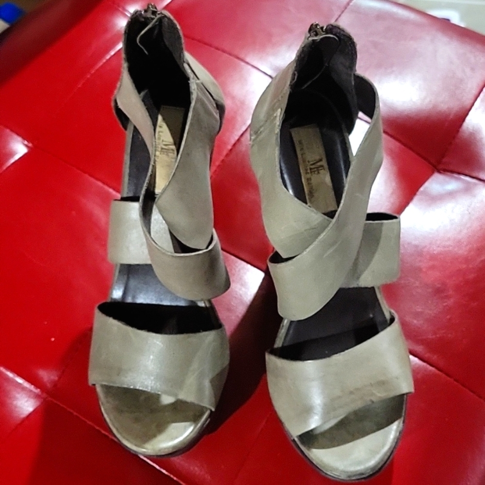 Mia Limited Edition platform sandals, size 9. Like new, I wore them once. Sexy